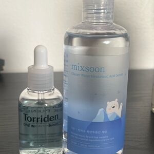 Mixsoon & Torriden Hyaluronic acid serums.